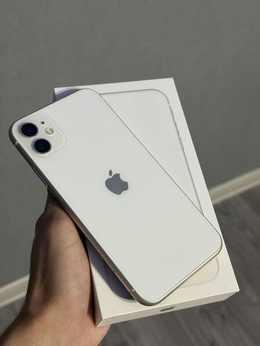 Продам iPhone 11 128 ГБ ТОРГ