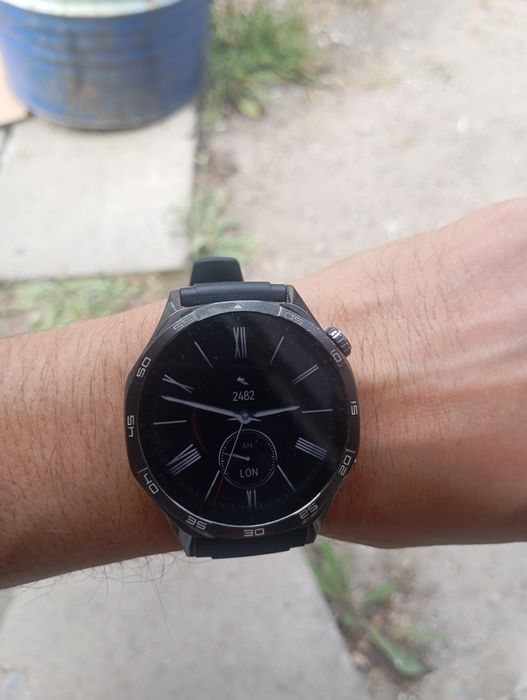 Продам Смарт часы Huawei gt 5