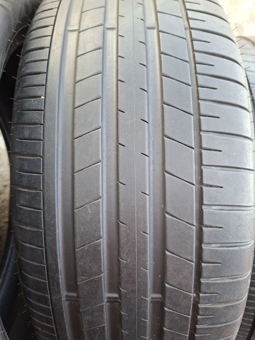 Продам шины 265/45/21 данлоп
