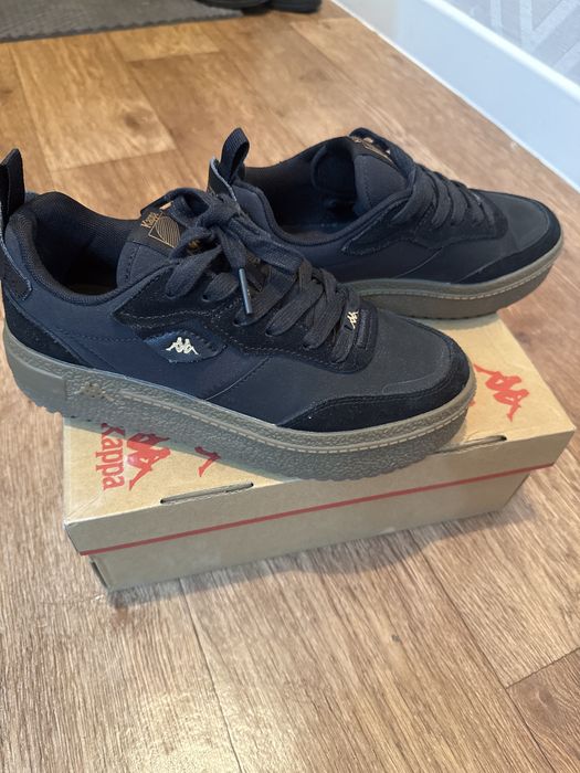 Продам красовки Kappa