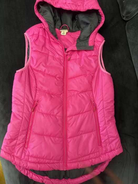 Дамски шушляков елек с качулка