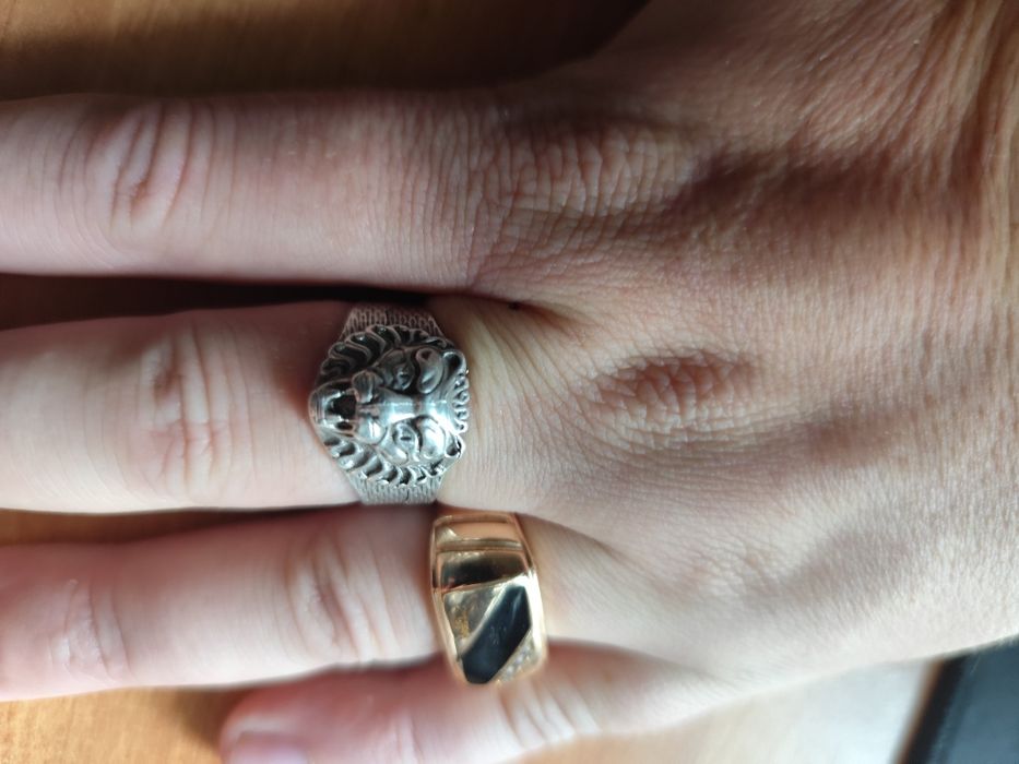 Продам печатку 925п