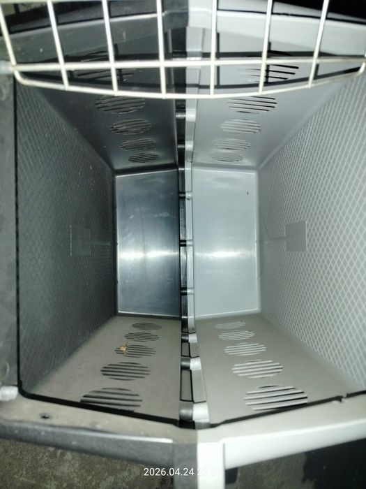 Продам бокс для перевозки  ( BOBY BOX ) домашних питомцев !