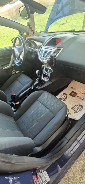 Продавам форд фиеста