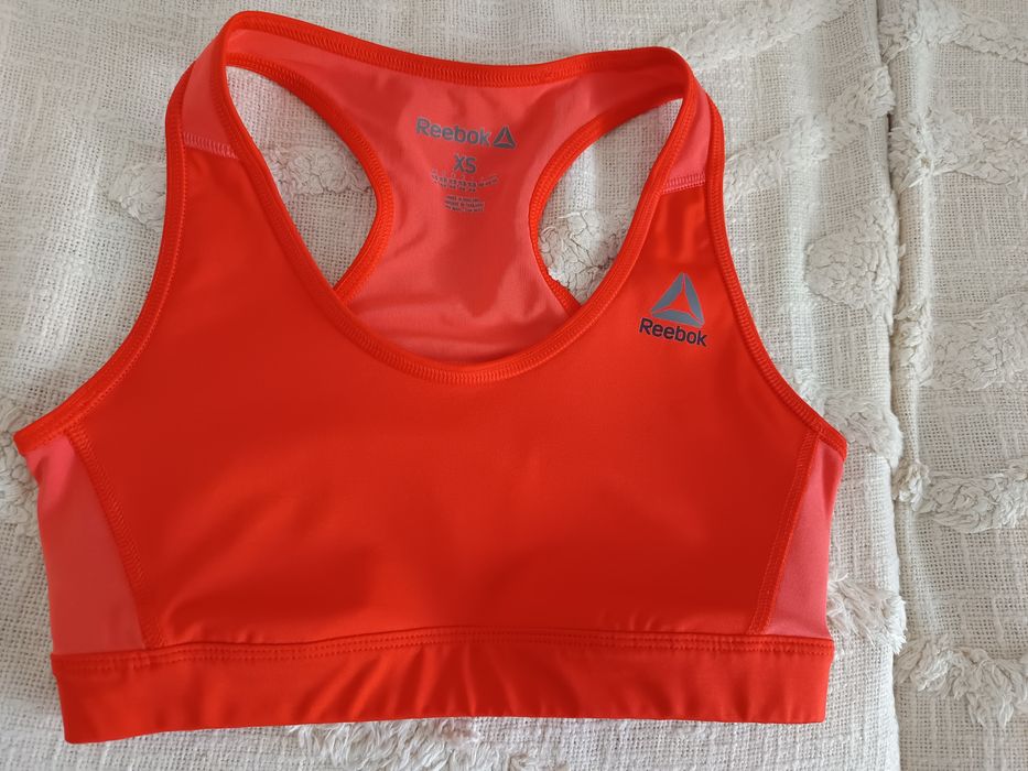 Vând bustieră fitness xs