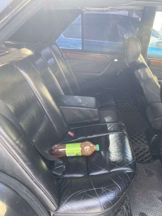 Мерседес w124 e300