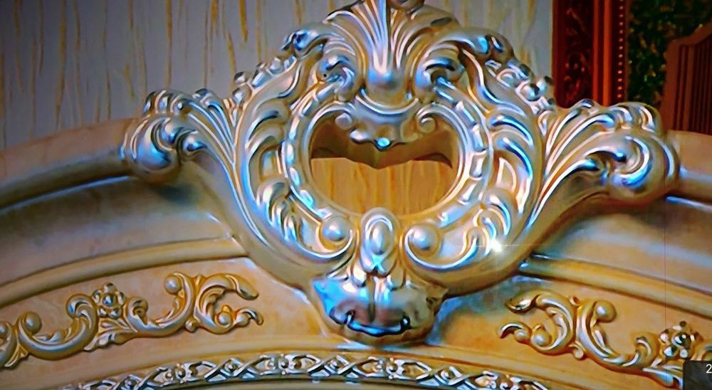 Нархи келишилади. Мебель зал спальня . Холати яхши. янги эмас. Азгина