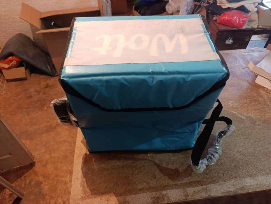 Продам термосумку Wolt для курьера

Состояние хорошее, всё целое. Вме