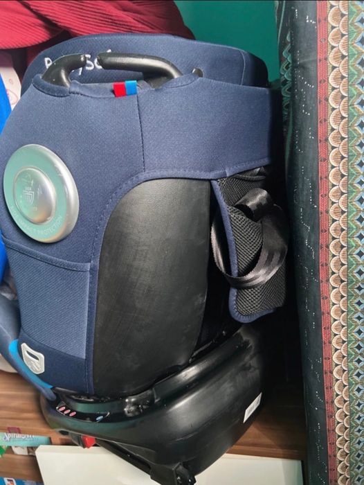 Scaun de masina cu isofix