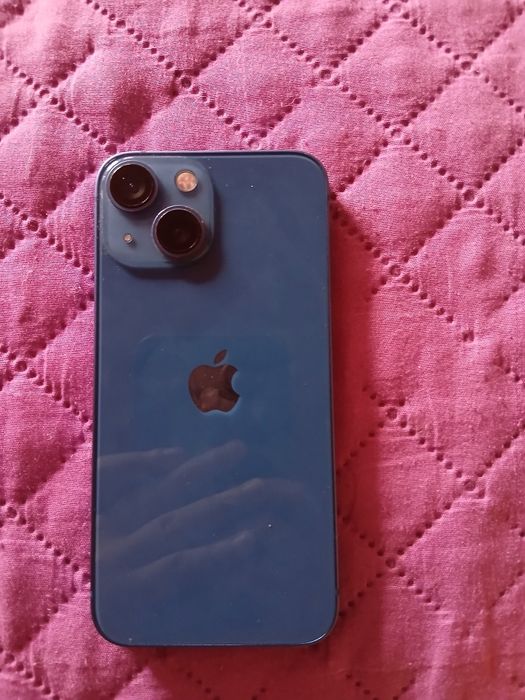 Vand IPhone 13mini fără nicio problema