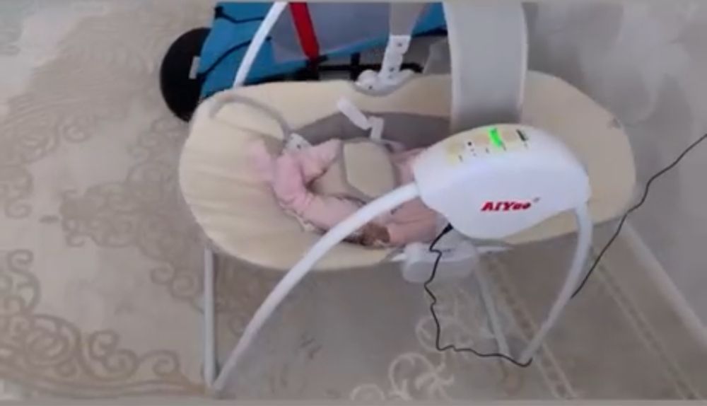 Качалка для малыша