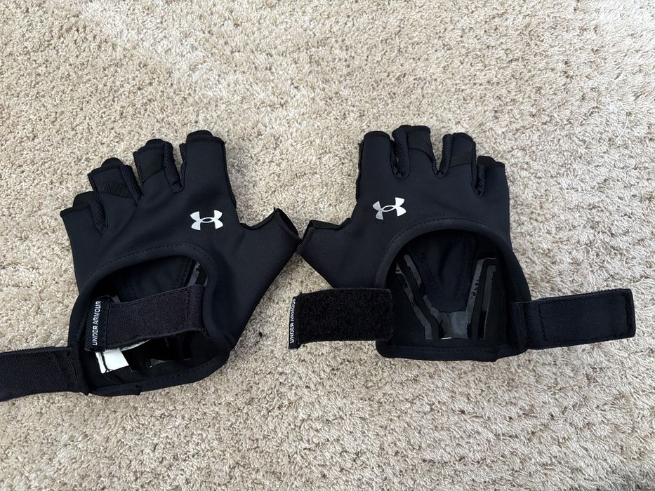 Under armour дамски ръкавици М