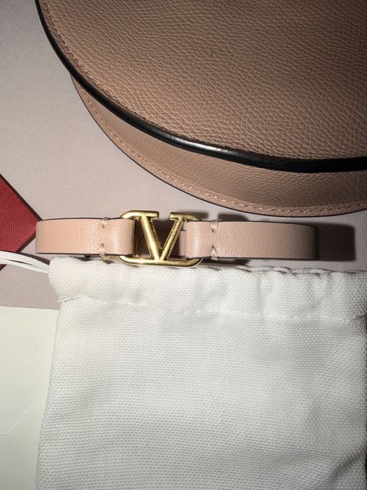 Valentino Garavani V Logo Дамска Кожена Чанта