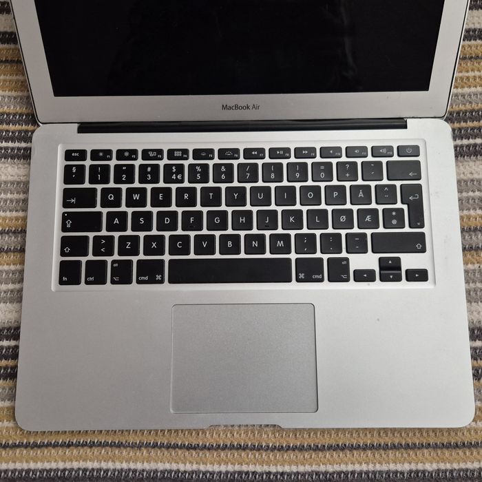Лаптоп Macbook Air A1466 2014