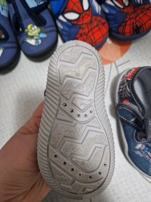 Детски пантофки 20,21,22 номер