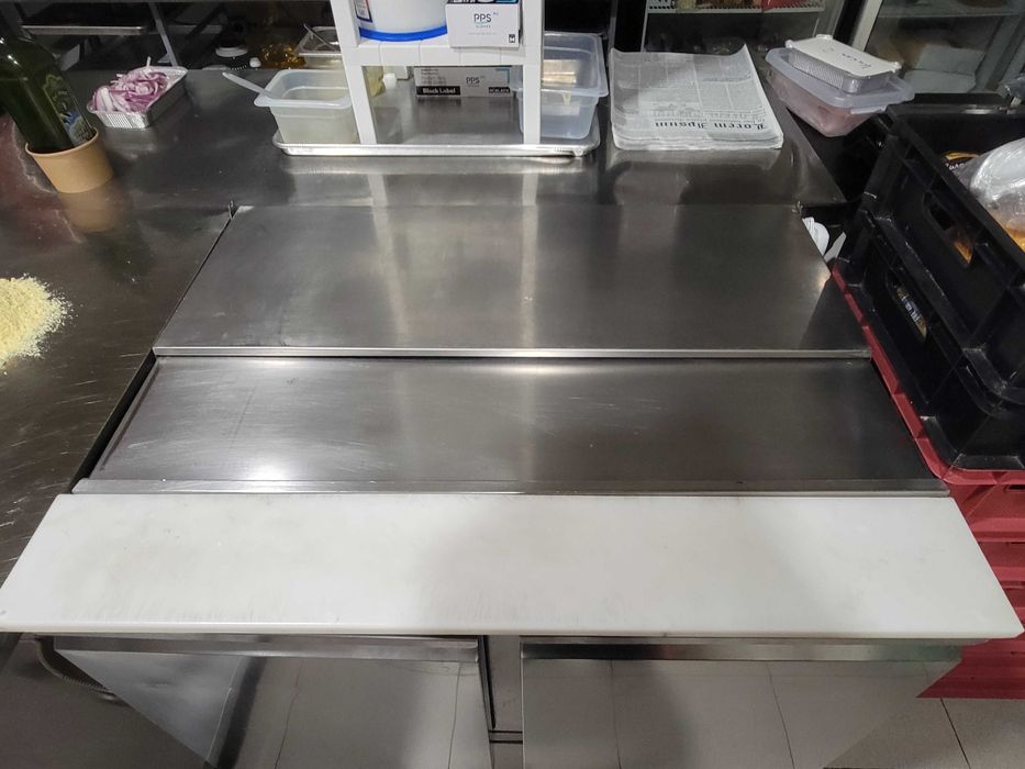 Салатен бар (витрина)