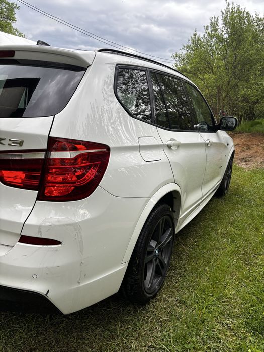 Dezmembrez Bmw X3 F25 non facelift M pachet 3.0 diesel N57 258 cai 230000 km N57D30A trapa panoramica carlig volan dreapta fata completa bot 300/0 0.5