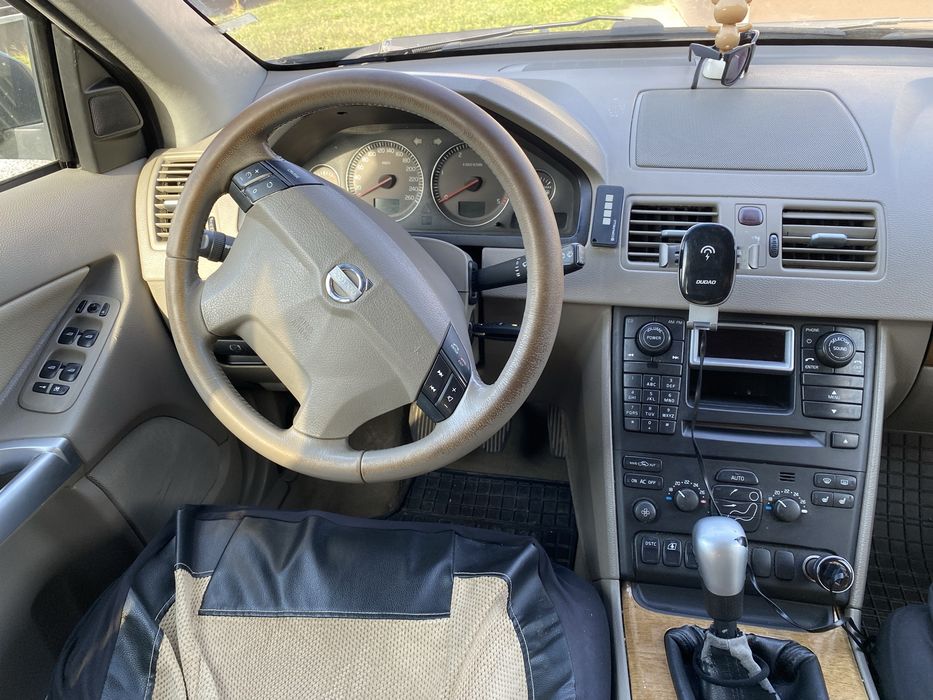 Volvo xc 90 2004