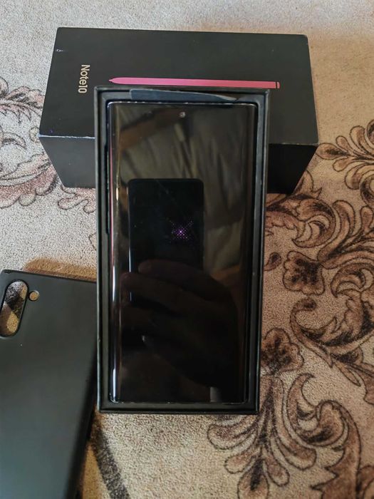 Телефон Samsung note10