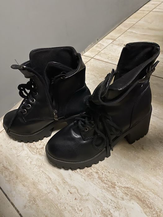 Дамски зимни боти