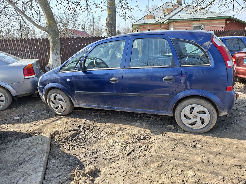 Vând Opel meriva
