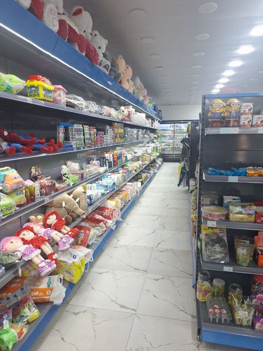 Farxod savxos 6 sotix xovli sotiladi