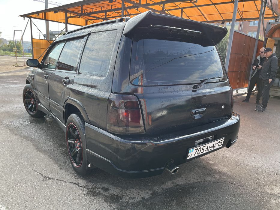 Продам субару форик