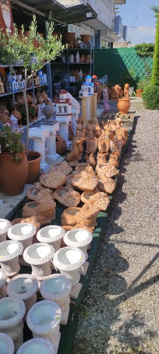 Глинени делви ,керамика,кашпи ,саксии