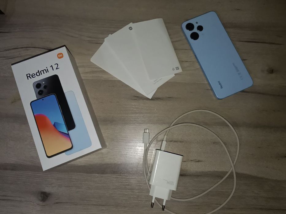 Редми 12 8 Гб 256 Гб продаю срочно