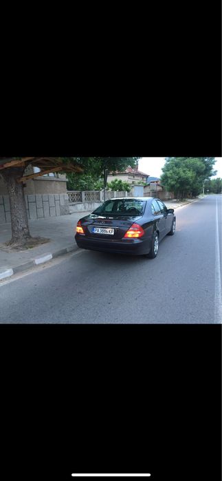Mercedes benz E320