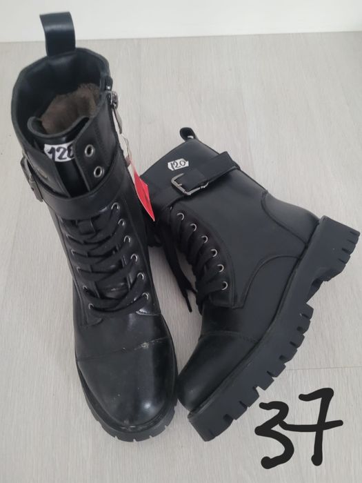 Vând ghete dama 45lei bucata