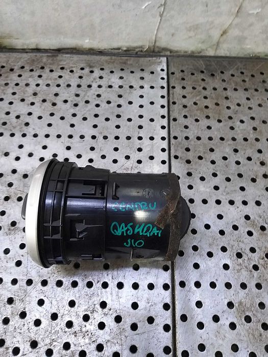 Grila ventilatie bord centru nissan qashqai j10 68760jd10a
