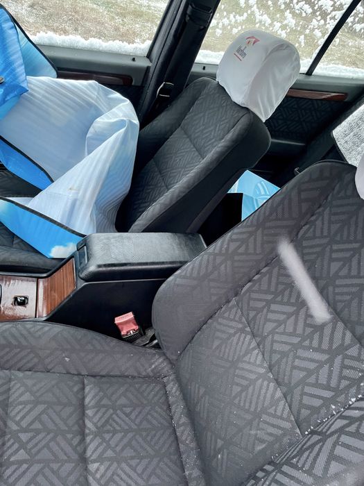 Mercedes w202 c180 1994 fara rugina