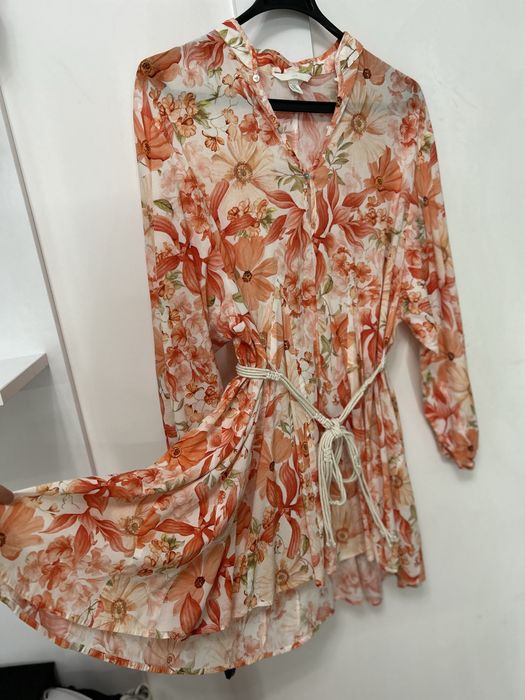 Рокля H&M с дълъг ръкав