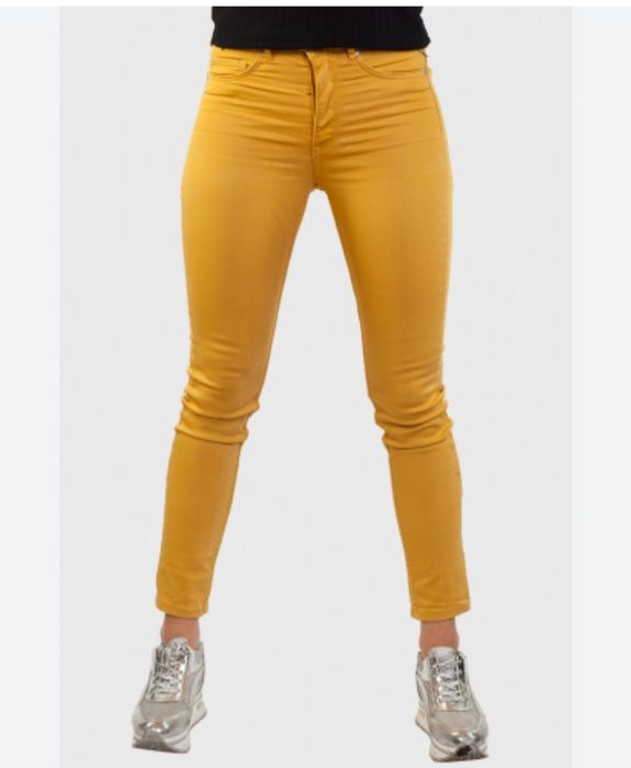 Бредовые джинсы MANGO
