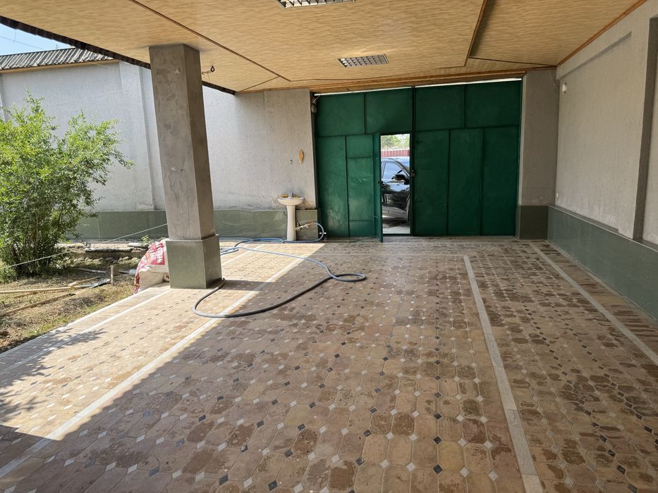Сдаётся тихий дом в шаговой доступности от Oxbridge School (Яшнабад)