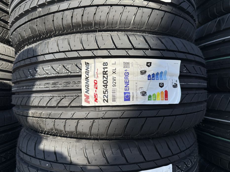 Anvelope Noi 225/40/18 NanKang
