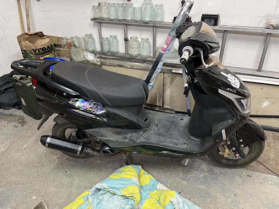 продам скутер м 8
