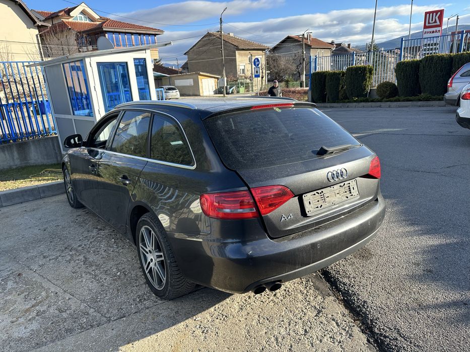 Audi A4 B8 2.0TDI НА ЧАСТИ