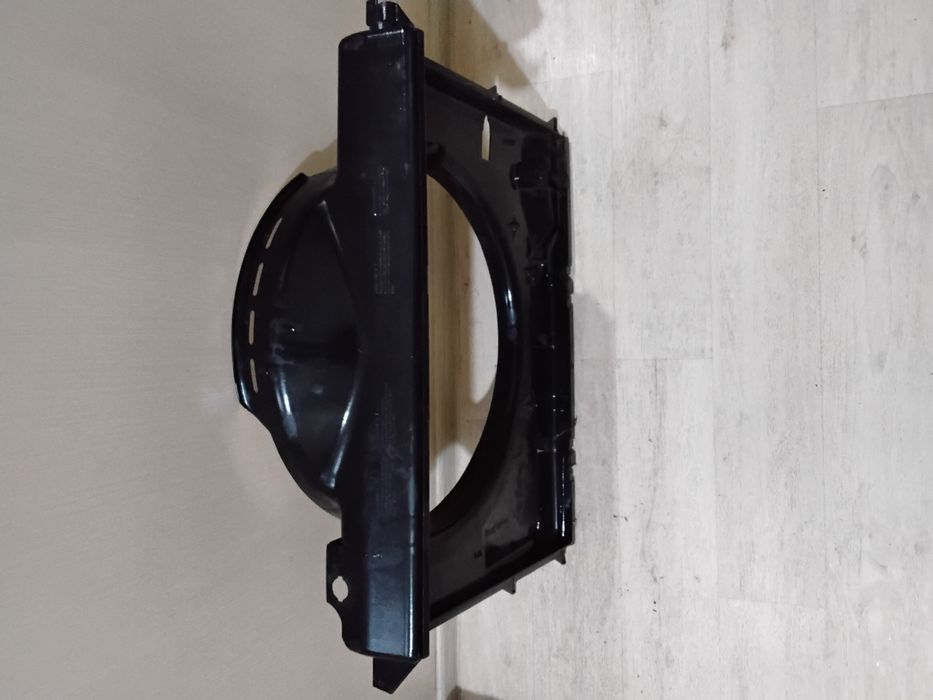 Диффузор на бмв е39 продам