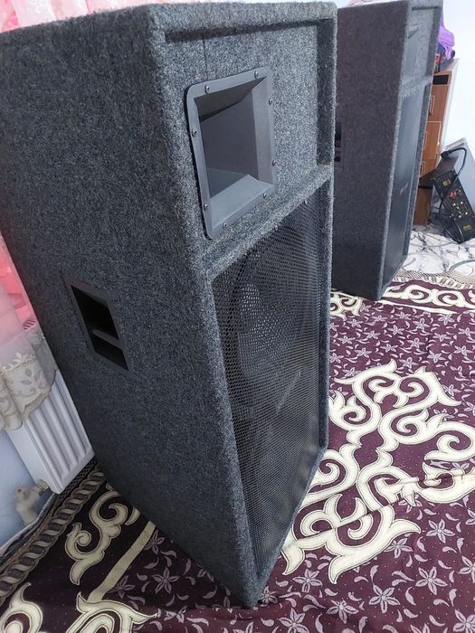 Срочна очень дёшево продам аппаратуры почти новый большой торг покупат