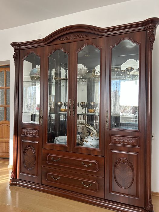 Сервант + комод в отл сост