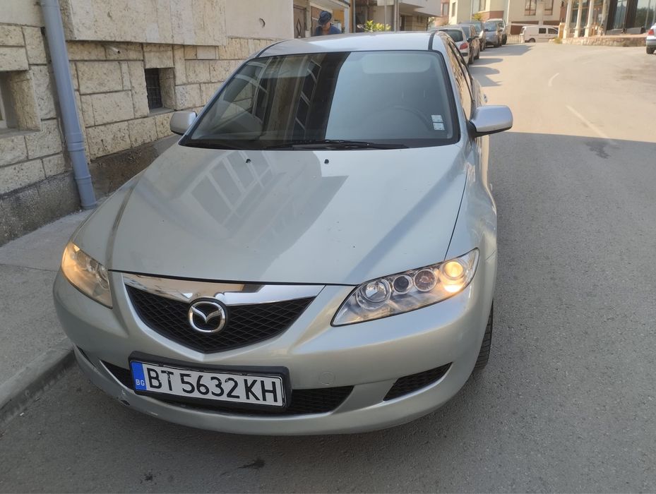 Mazda 6.