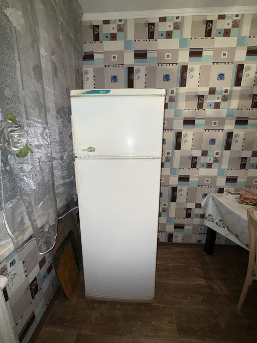 Продам холодильник