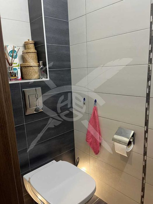 Дава се под наем Тристаен апартамент в София, Младост 4 - 96 кв.м за 1150 € - Снимка #12