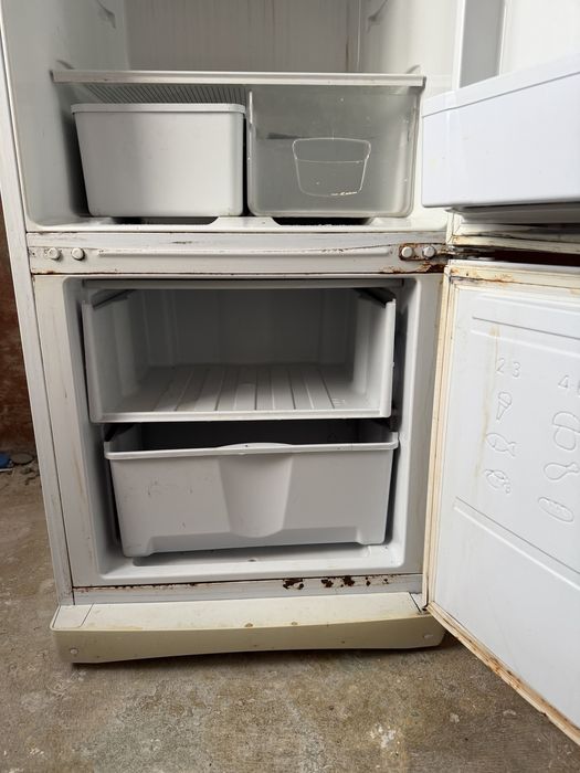 Холодильник 2 камерный