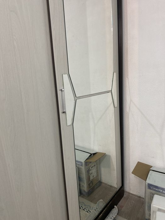 Продоётся шкаф с 6 полками