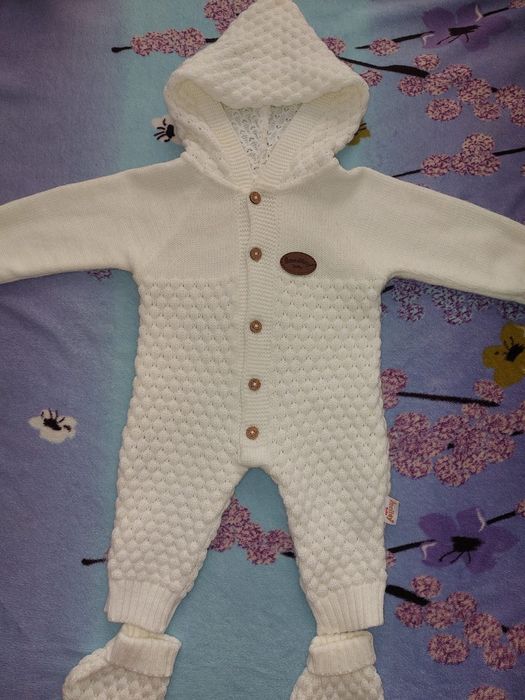 Продам вязаный комбенизон