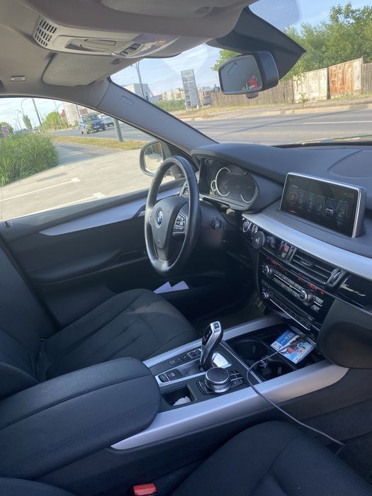 Vand BMW X5 F15 3.0d an 2017 la super pret!