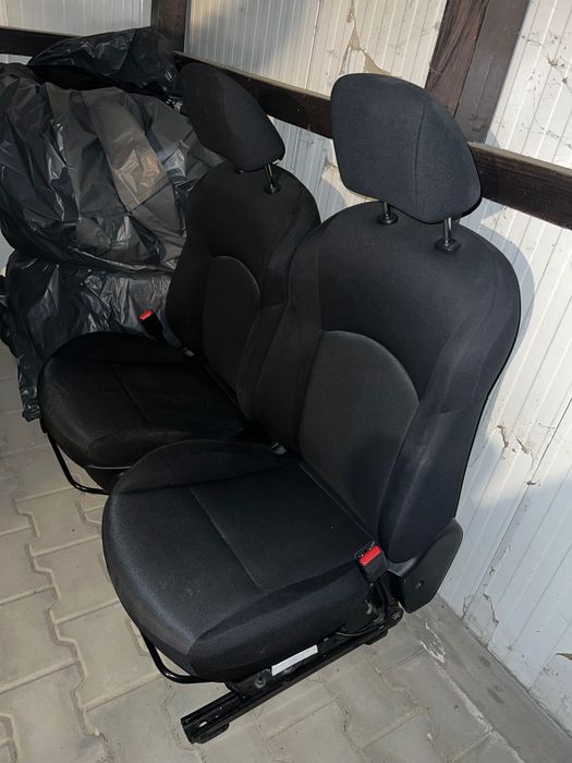 Banchete Nissan Juke 2015
